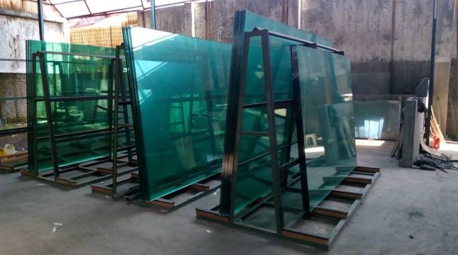 Industrial sheet glass. (Foto Ist)
