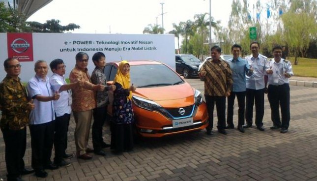 Menperin Airlangga Hartato car tested Nissan Note e-Power