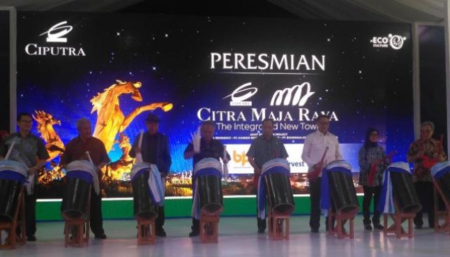 Inauguration of Citra Maja Raya by Minister of Public Works and Public Housing Basuki Hadimuljono and Minister of Transportation Budi Karya Sumadi Saturday (18/11/2017). (Photo: INDUSTRY.co.id)