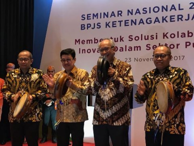  Direktur Utama BPJS Ketenagakerjaan, Agus Susanto paling kanan. (Foto Anto)