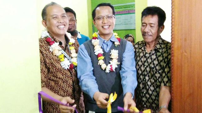 PT AstraZeneca Indonesia dengan PT. Jababeka Infrastruktur Melakukan CSR dalam Bentuk Pedulinya Akan Pendidikan (Foto:http://tabloidcikarangpos.com)