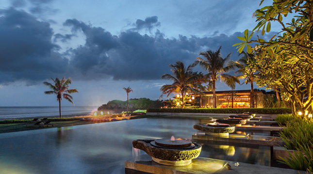 Soori Main pool , Bali 