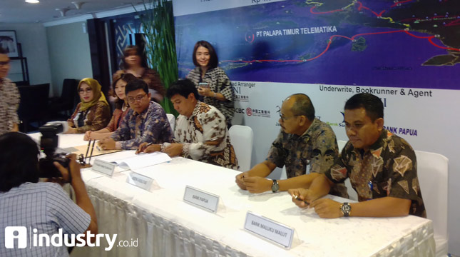 Penandatanganan Sindikasi Pembiayaan Proyek Palapa Ring Timur (Hariyanto/ INDUSTRY.co.id)