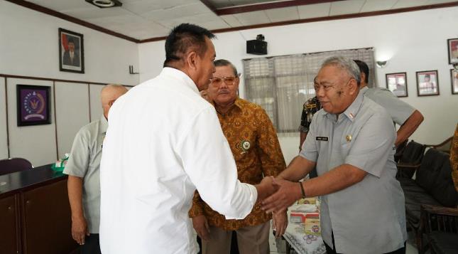 Cagub Jabar Kang Hasan (Foto Dok Industry.co.id)