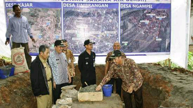 Semen Indonesia Builds Clean Water Facilities