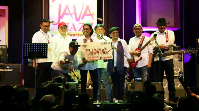 BNI Terbitkan TapCash Edisi Elek Yo Band