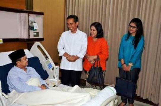 Presiden Jokowi dan BJ Habibie (Foto Setkab)