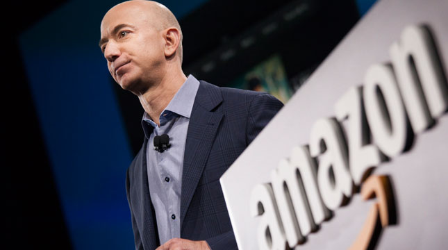 Amazon CEO Jeff Bezos occupies the richest man in the world, it was quoted from inc, Thursday (8/3/2018) stating that Bezos shifted the position of several well-known names previously Bill Gates. Bezos occupies the first position with a wealth of 100