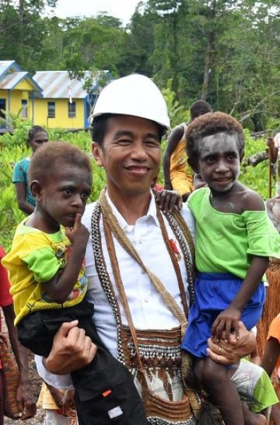 Presiden Jokowi di Asmat Papua (Industry.co.id)
