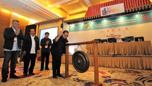Menteri Koperasi dan UKM Puspayoga membuka Rapat Anggota Tahunan Koperasi Telekomunikasi Seluler (Kisel) tahun buku 2017, di Jakarta Senin (23/4/2018)