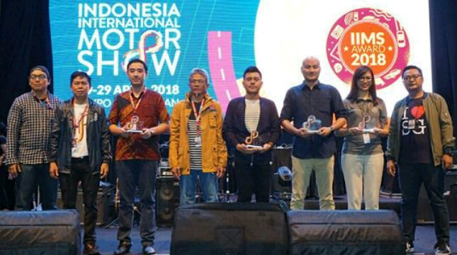 The winners of IIMS Award 2018