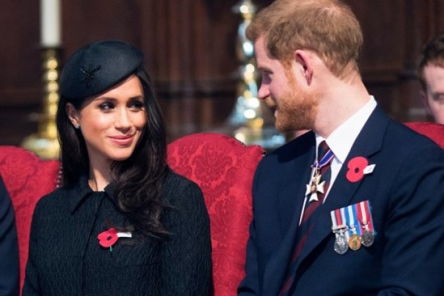 Prince Harry and Meghan Markle (Vanity Photo Fair)