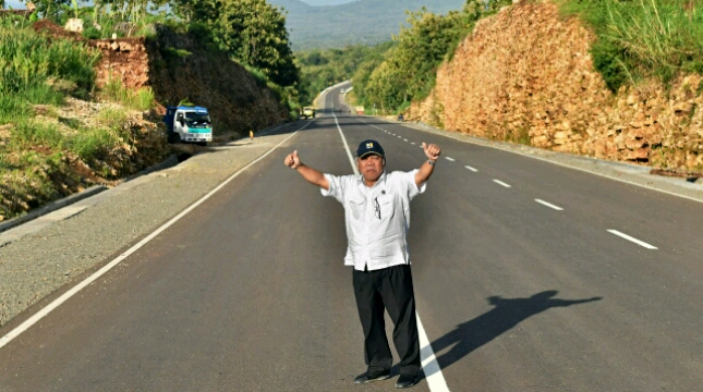 Minister Basuki on the Pansela line