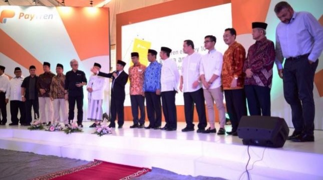 Acara peluncuran PayTren e-money yang dikelola Ustadz Yusuf Mansur di Pondok Pesantren Daarul Quran, di Ketapang, Cipondoh, Tangerang, Jumat (1/6/2018).