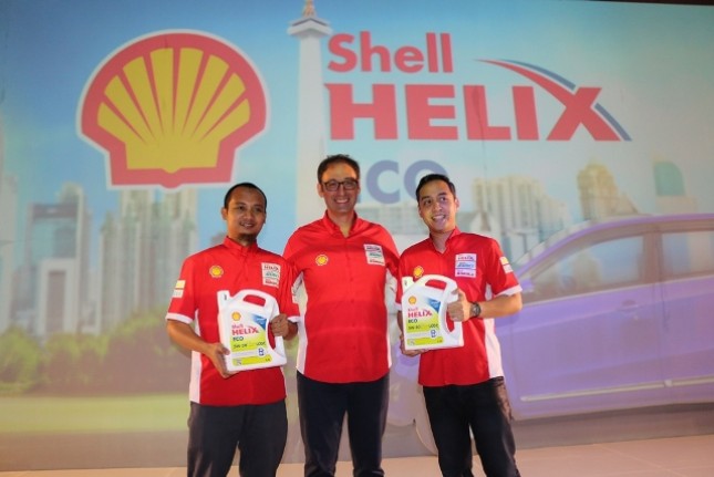 Shell Lubricants officially launched the four-wheeled Shell Helix Eco engine lubricant product exclusively for the Indonesian market on Tuesday (05/06) in Jakarta.