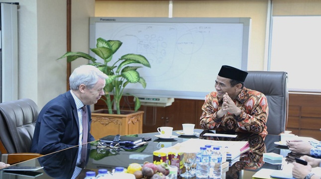 Mentan Amran Andi Sulaiman dengan Stephen Rudgard,pimpinan FAO untuk Indonesia dan Timur Leste