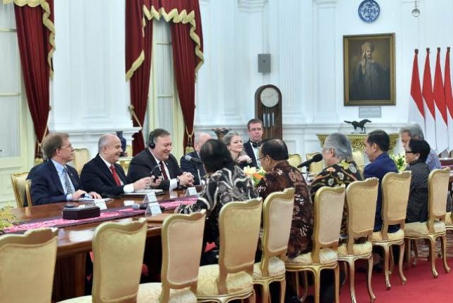 President Jokowi accepted the US Secretary of State (US) Mike Pompeo, at the Merdeka Palace, Jakarta, Sunday (5/8). (Photo: Public Relations / Supreme)