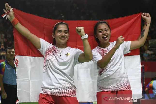 Indonesian badminton pair Leani Ratri Oktila and Khalimatus Sadiyah (Photo by: ANTARA FOTO/Hafidz Mubarak)