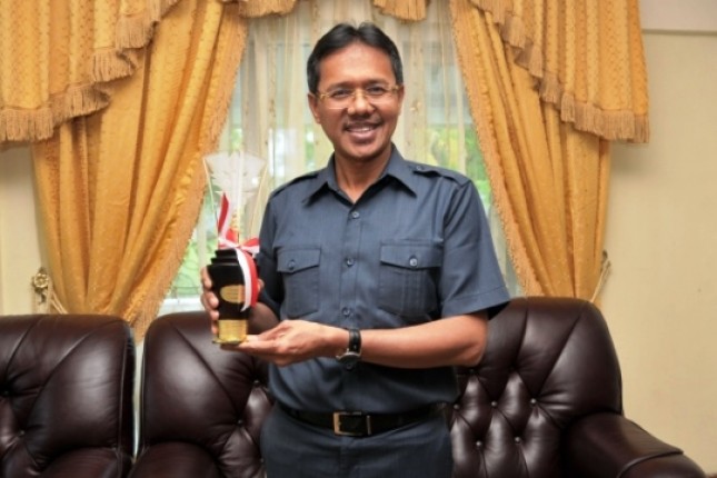 Governor of West Sumatera Irwan Prayitno (Foto Ist)
