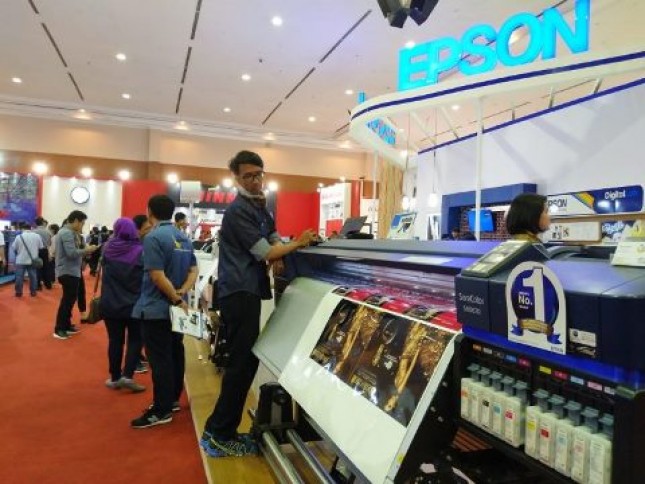 Graphics Industry Adds Value Added To Other Industrial Products (Photo Ridwan)