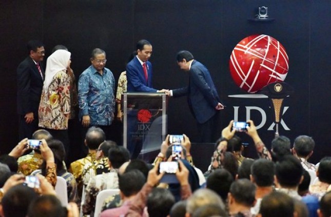 residen Jokowi, Ketua OJK, Menteri BUMN, Dirut BEI Tito Sulistio dan Gub DKI Djarot
