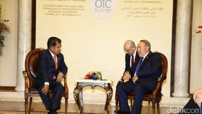Vice President JK and Kazakh President Nursultan Nazarbayev (Foto Detik.com)