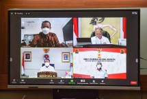 Minister of Youth and Sports delivers press statement after a limited meeting on the preparation of the 20th National Games (PON) and the 16th National Paralympic Games (Peparnas) in Papua, (Photo by: PR/Agung)