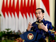 President Joko Widodo delivers remarks at the Opening of the Workshop for 100 Indonesian Economists at the State Palace, Jakarta, Thursday (26/08). (Photo by: Presidential Secretariat/Rusman)