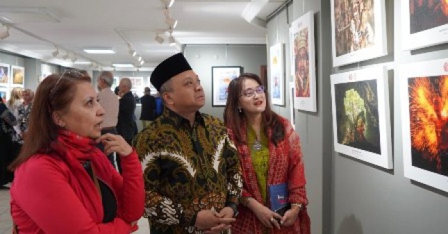 "The Beauty of Indonesia" Photo Exhibition Commemorates 75 Years of Diplomatic Relations