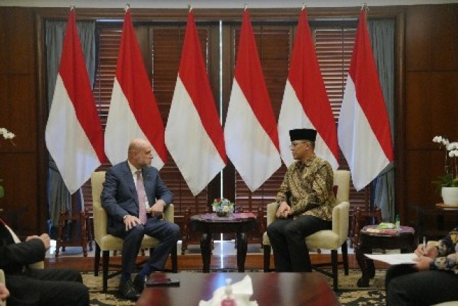 Foreign Minister Sugiono Meets Palestinian Special Envoy, Affirms Indonesia's Commitment to Palestine