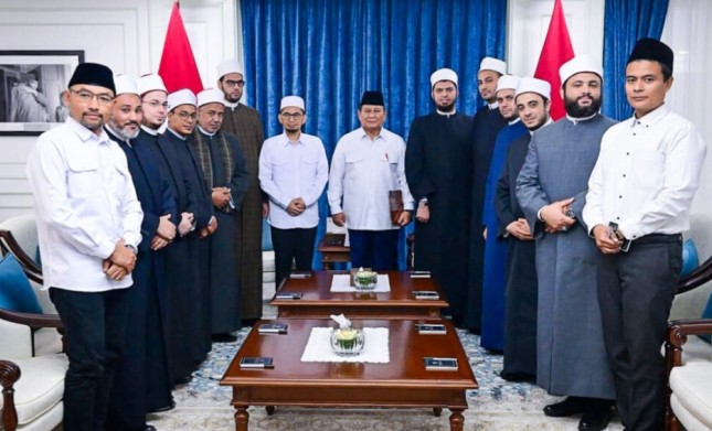  President Prabowo Welcomes Ustaz Adi Hidayat