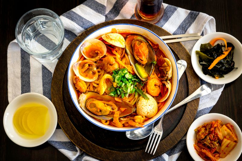 Best Food in Malaysia: 10 Must-Try Dishes in KL and Penang