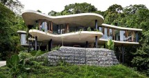 Tropical Modern House (Source From : Architizer.com)