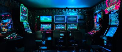 Online gaming and esports competition for earning real money